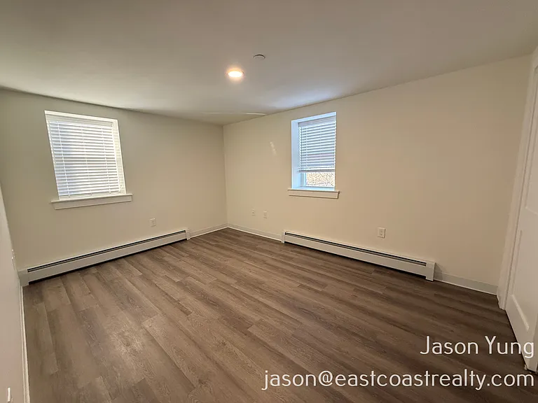 1743 Washington St #10 — Photo 10