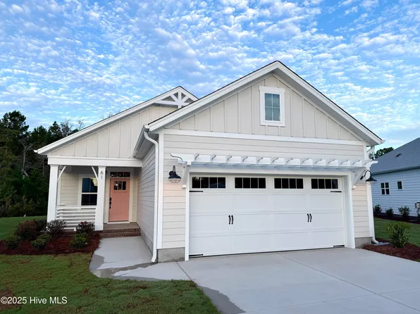 61 N Flicker Meadow, Hampstead, NC 28443