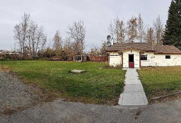 3rd image of 3347 Patton St