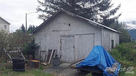 2nd image of 1721 Phoenix Rd