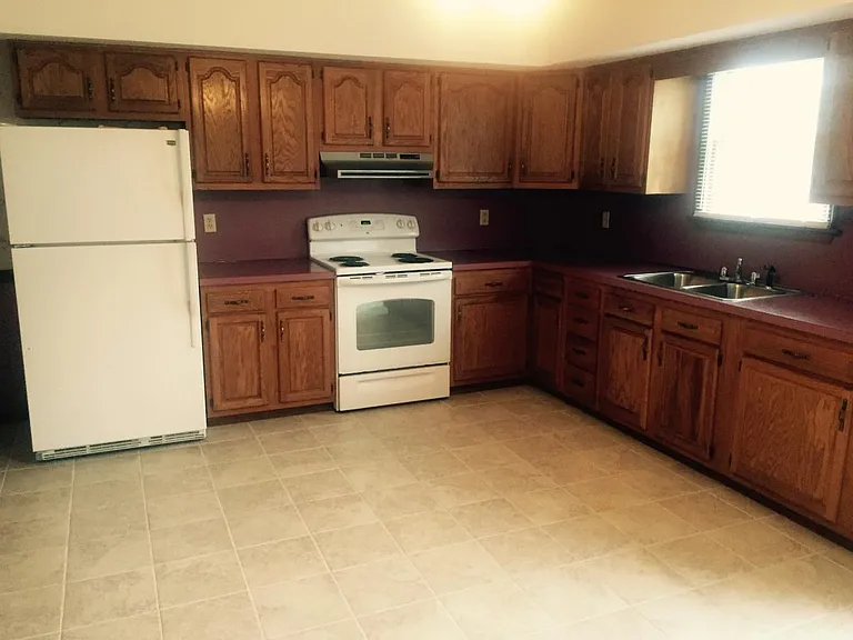 336 Jackson St #A — Photo 2
