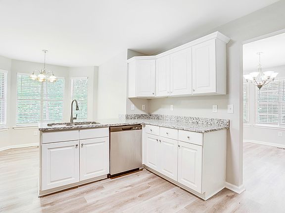 5th image of 9722 Cobble Creek Dr