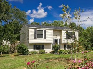 2200 Mattawoman Beantown Rd, Waldorf, MD 20601