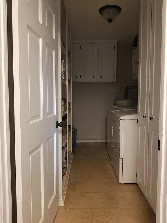 3 bed, 2042 sqft, $1,800 — Photo 3