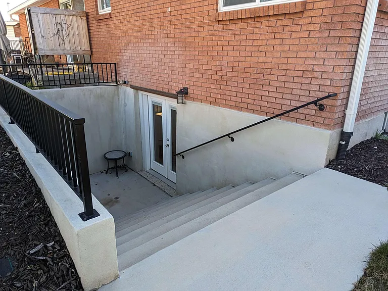 244 N 800 E — Photo 6