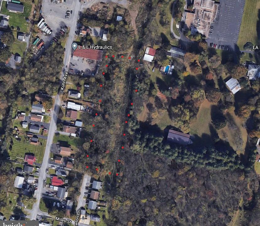 1st image of Lawton Ln