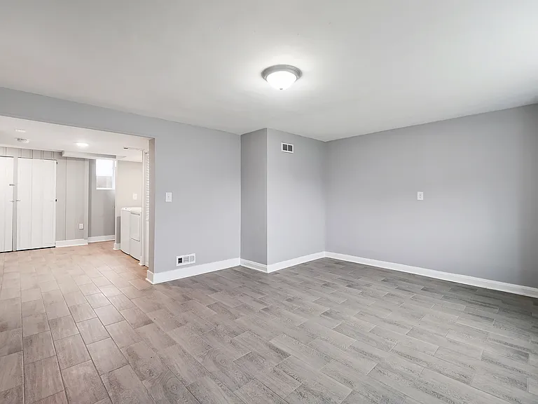 4100 Erdman Ave #1 — Photo 19