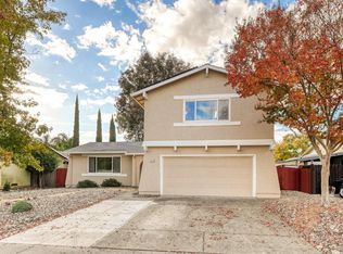 202 Midvale Dr, Vacaville, CA 95687