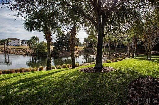 4th image of 14 River Point Dr #17