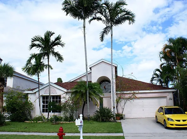 18899 La Costa Ln, Boca Raton, FL 33496