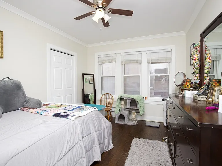4226 N Clark St #2 — Photo 11