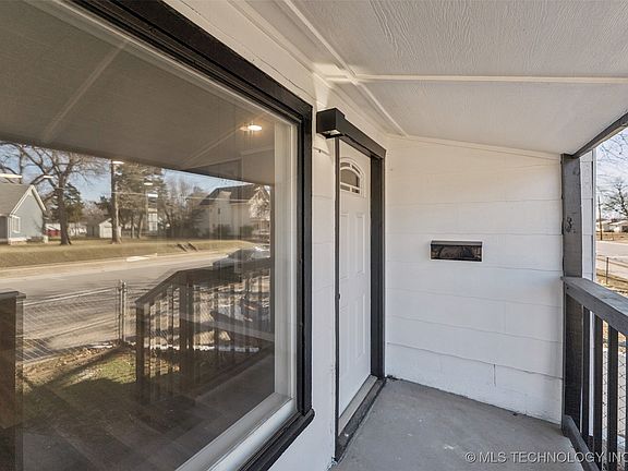 5th image of 248 N Miller St