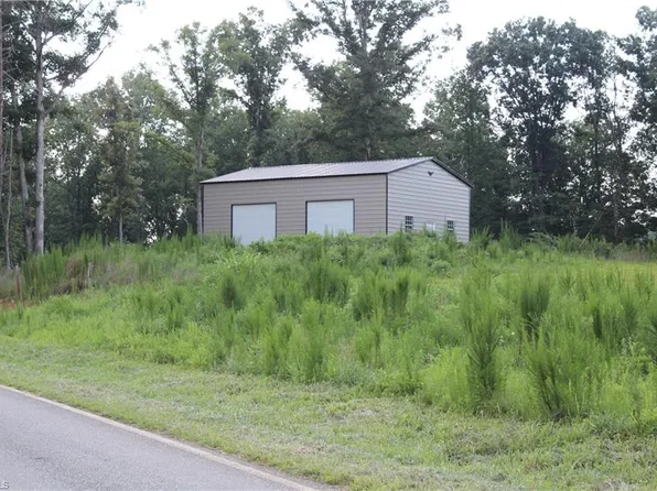 940 Old Rockford Rd, Dobson, NC 27017