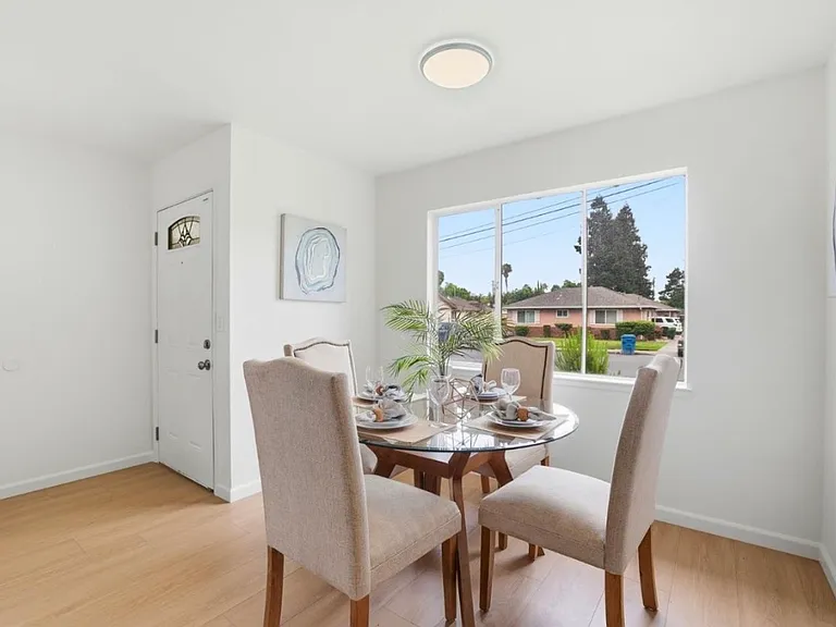 1070 Arroyo Seco Dr — Photo 11
