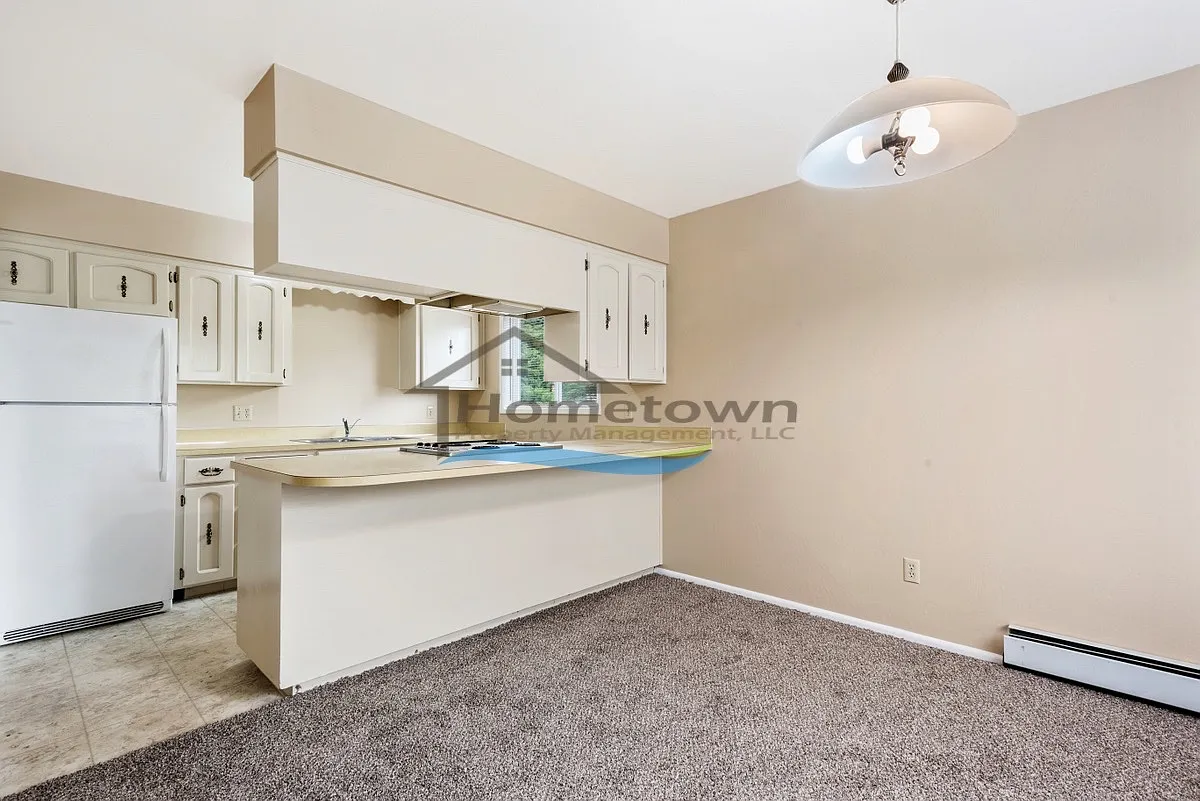 2 bed, 975 sqft, $1,250 — Photo 1