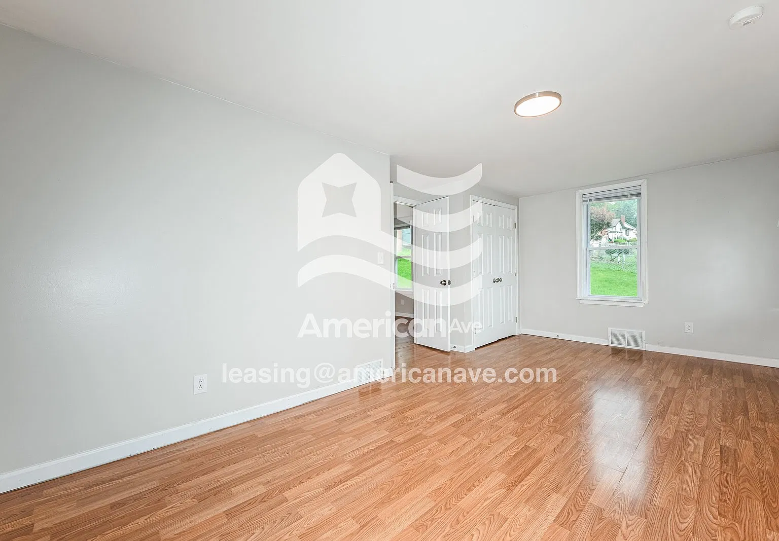 2 bed, 1.5 bath, 1271 sqft, $1,175 — Photo 3