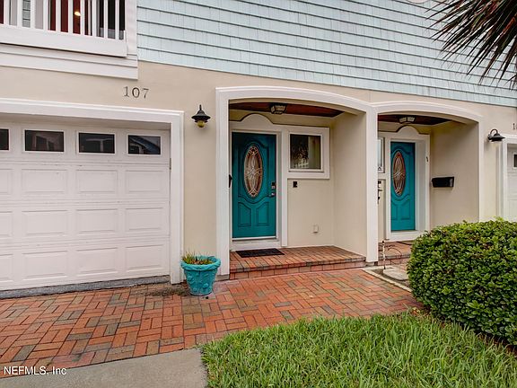3rd image of 107 12TH Avenue S
