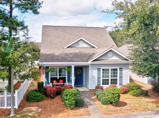 42 Sarona St, Freeport, FL 32439