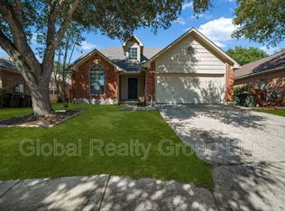 1028 Gate Creek Ln, Schertz, TX 78154