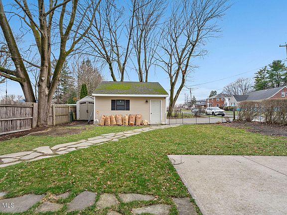 4th image of 1216 19th Street