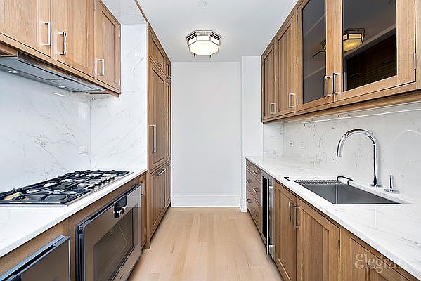 1st image of 30 Park Pl APT 48C