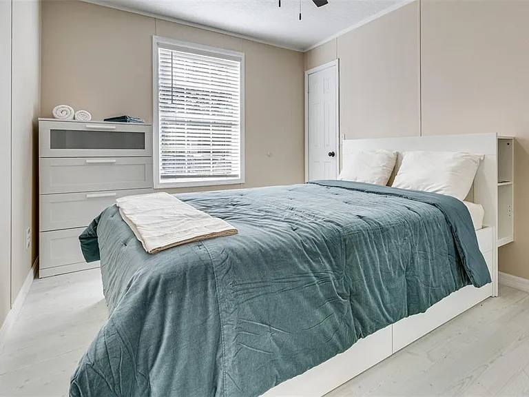 8125 Shelley Trl — Photo 13