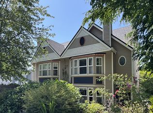 2837 Prosch Ave W, Seattle, WA 98119