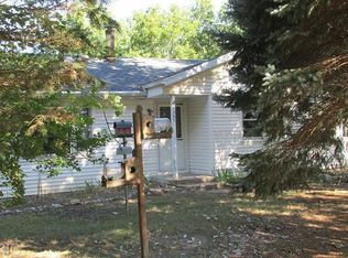 3297 Butterworth Dr SW, Grand Rapids, MI 49534