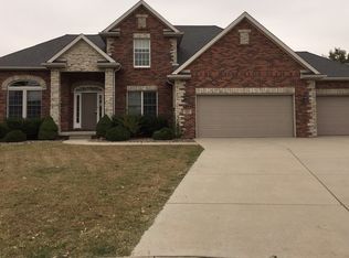 2201 Revere Rd, Bloomington, IL 61705