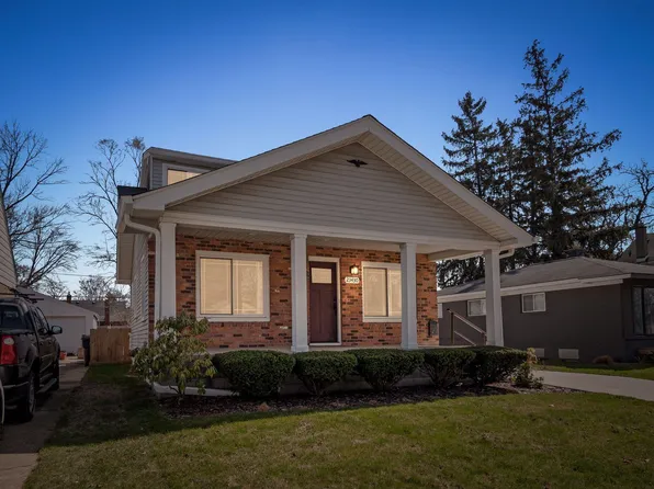 23430 Geneva St, Oak Park, MI 48237