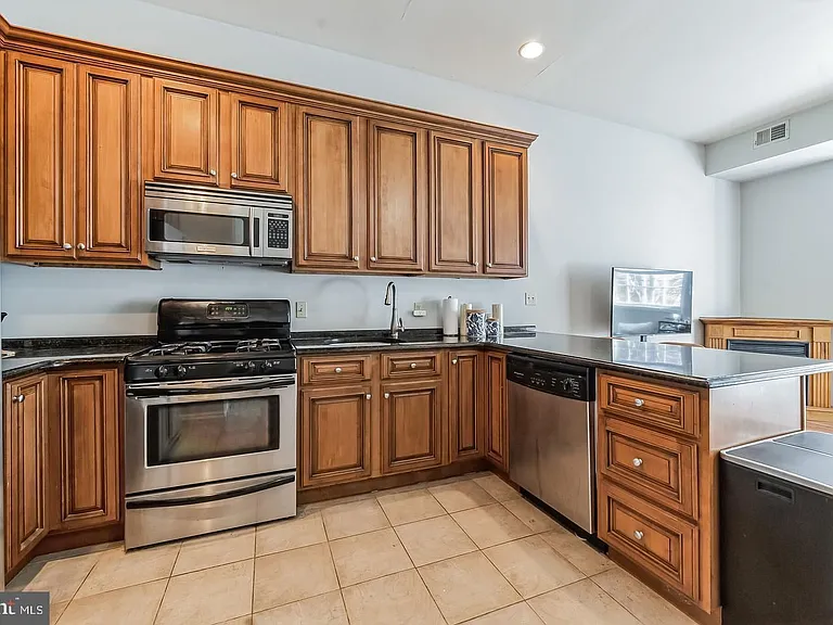 128 South St #30-B-2R — Photo 6