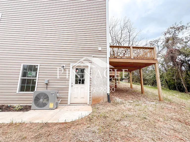 2305 Tazewell Ave #B — Photo 30