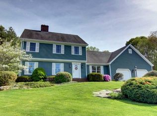 75 Crosswynds Dr, Saunderstown, RI 02874