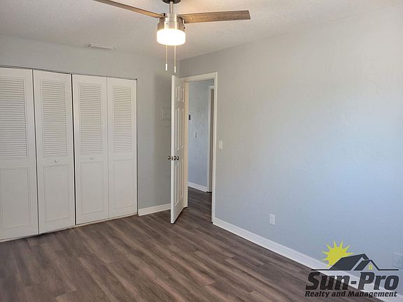 3rd image of 515 Silver Beach Ave #6