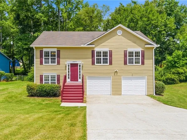 10879 Morning Dove Dr, Hampton, GA 30228
