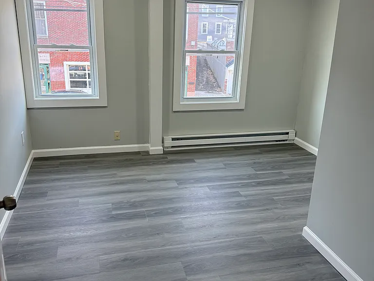 81 Truman St #B — Photo 3