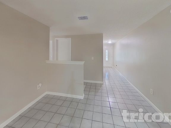 4th image of 2814 Cedaridge Dr