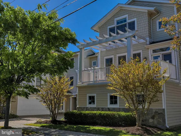 18 Christian St, Rehoboth Beach, DE 19971