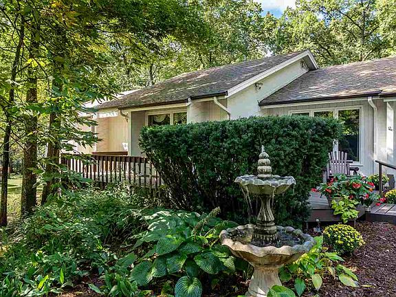 4th image of 13718 Briarwood Ln