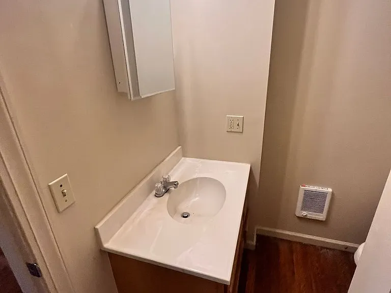 321 Vine St — Photo 46