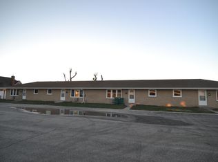 255 W Elm St APT 4, Coal City, IL 60416
