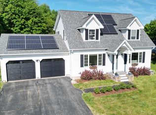 19 Lena Ct, Milton, VT 05468