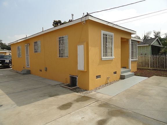 3rd image of 1315 E 109th St