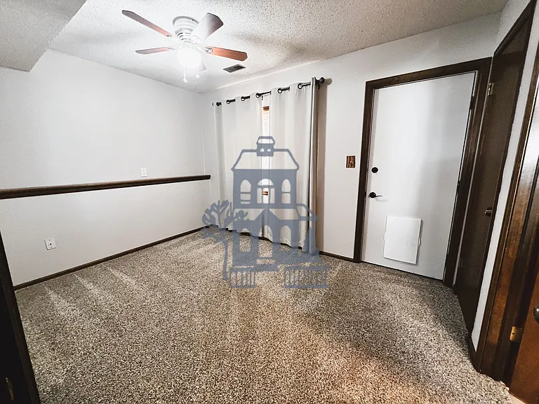 5419 Alteza Dr — Photo 19