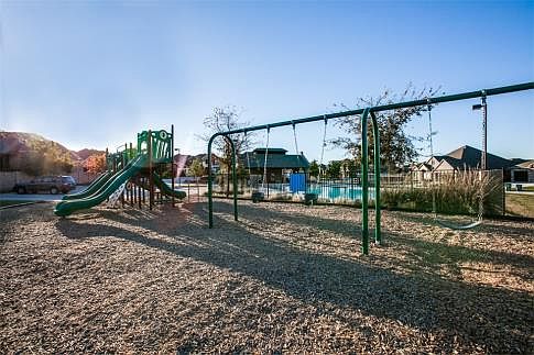 5th image of 509 Elm Creek Dr