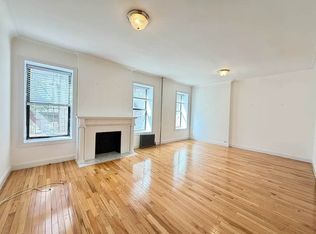 251 W 81st St #2M, New York, NY 10024