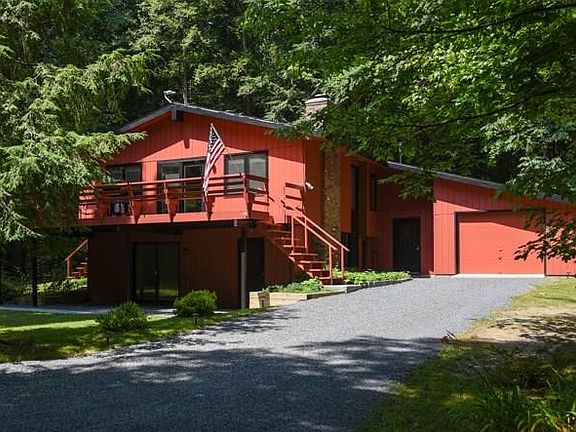 4th image of 589 Onesquethaw Creek Rd