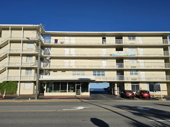 1233 S Atlantic Ave #215, Daytona Beach, FL 32118