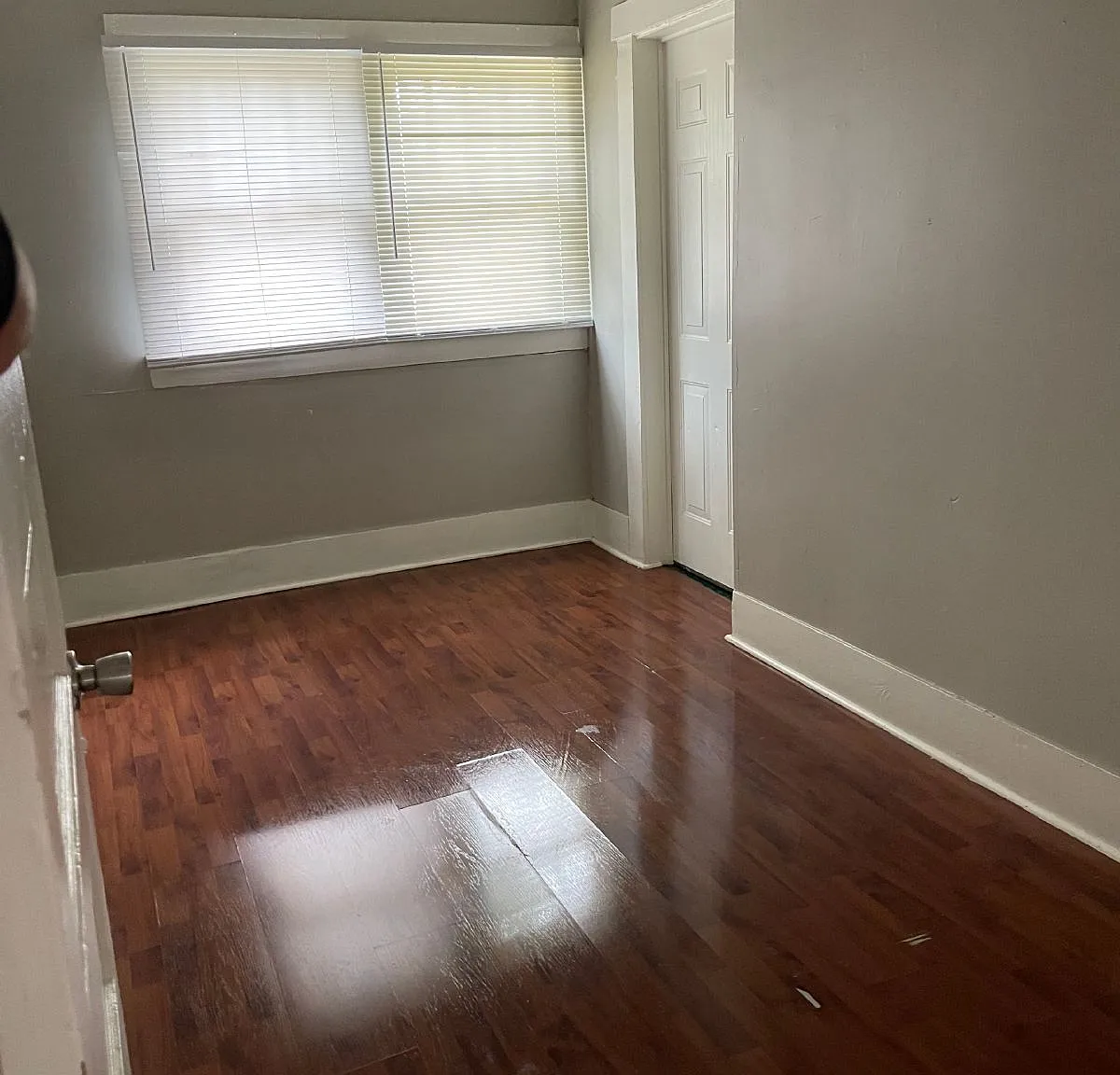 2 bed, 1.0 bath, 1178 sqft, $1,000 — Photo 2