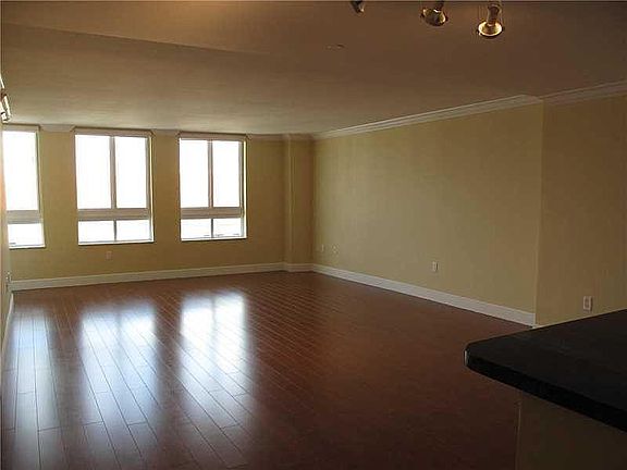 4th image of 7350 SW 89th St APT 815S